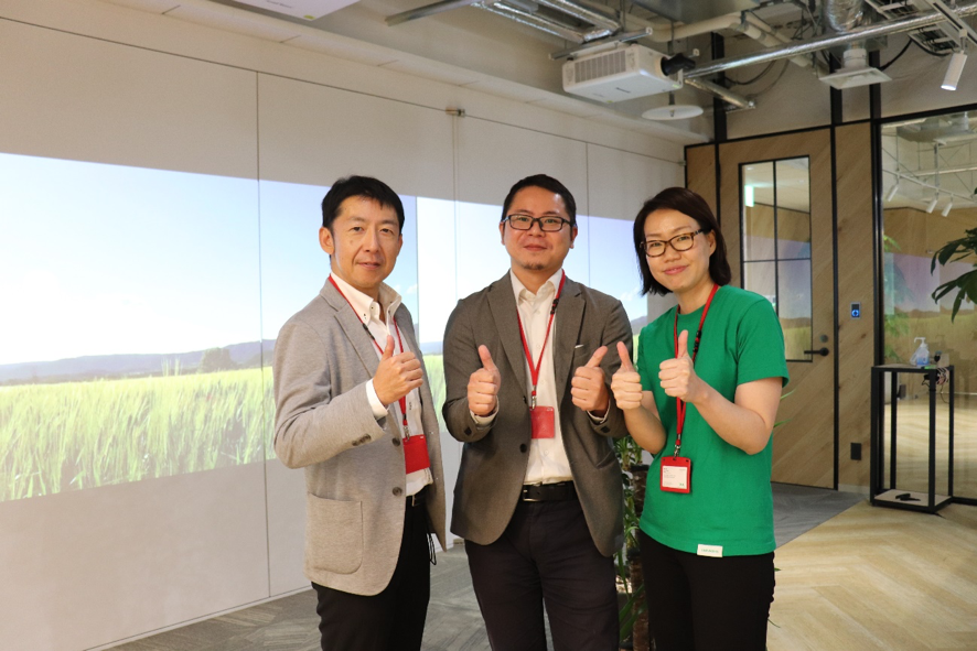 ▲株式会社ビズオーシャン 市場開拓部 部長 佐藤健太郎 様(写真中央)