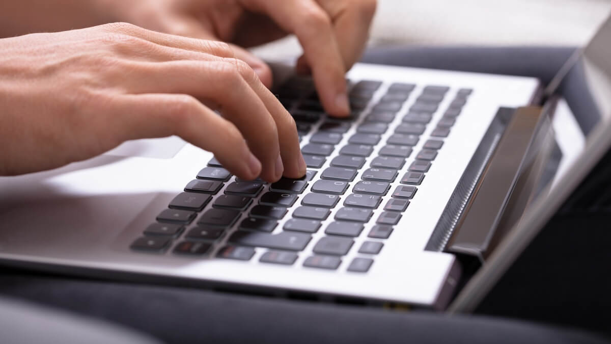 【インストール不要】ブラウザで完結する文字起こしツールおすすめ10選！セキュリティ・料金・連携機能も徹底比較