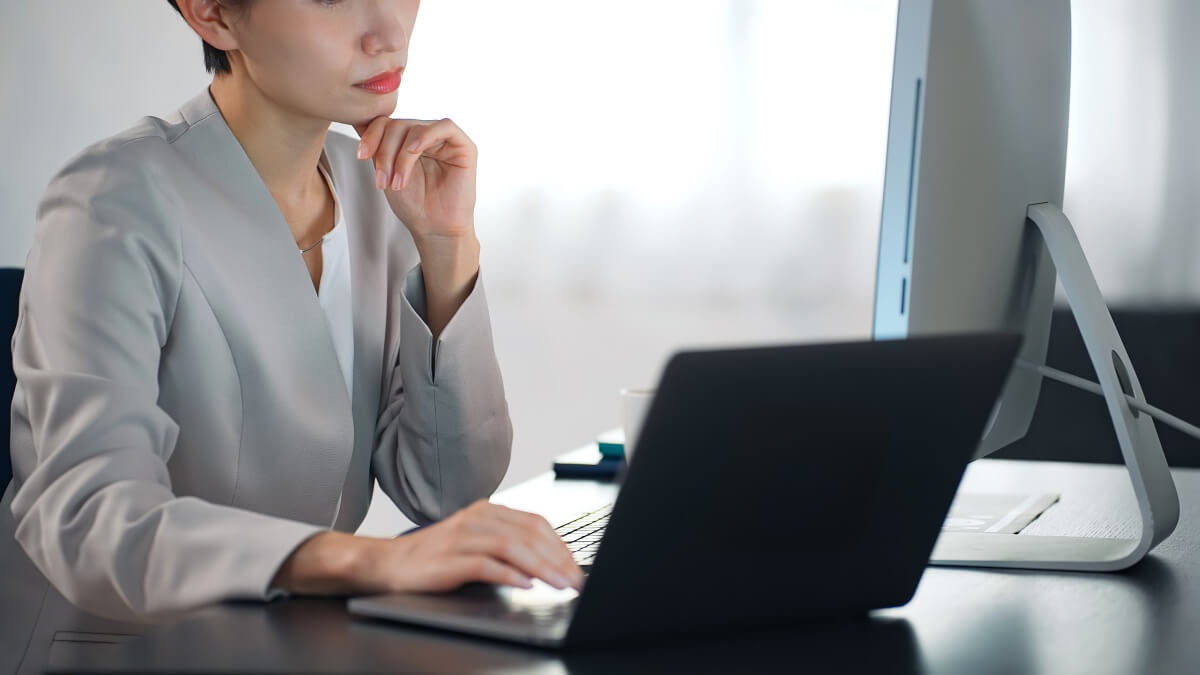 AI-OCRとIDPの違いを徹底解説！「文字認識」と「プロセスの自動化」で選び方が変わる