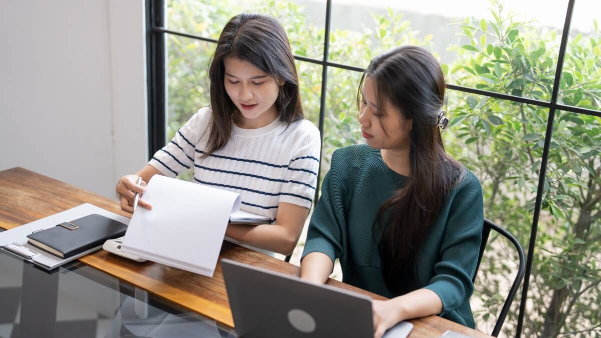 会議におすすめの文字起こしツール5選！議事録作成を効率化する選び方は？